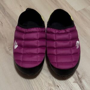 The north face thermoball slippers special edition